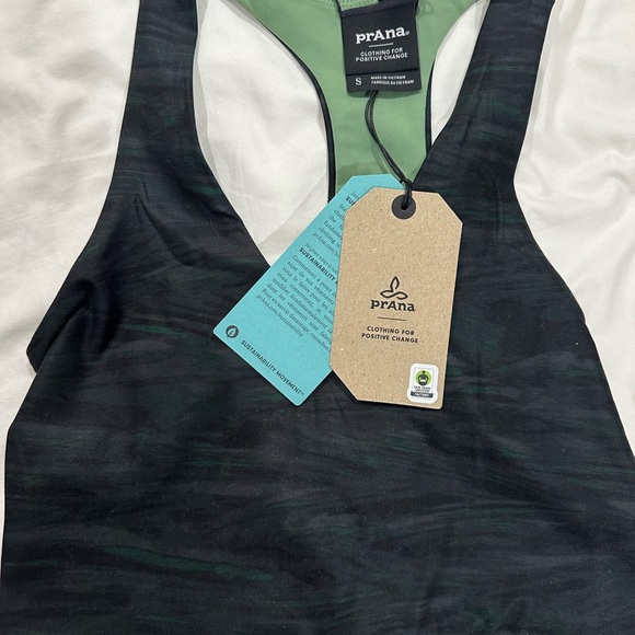 Prana Bra and 7/8 Legging set - Picture 7 of 8